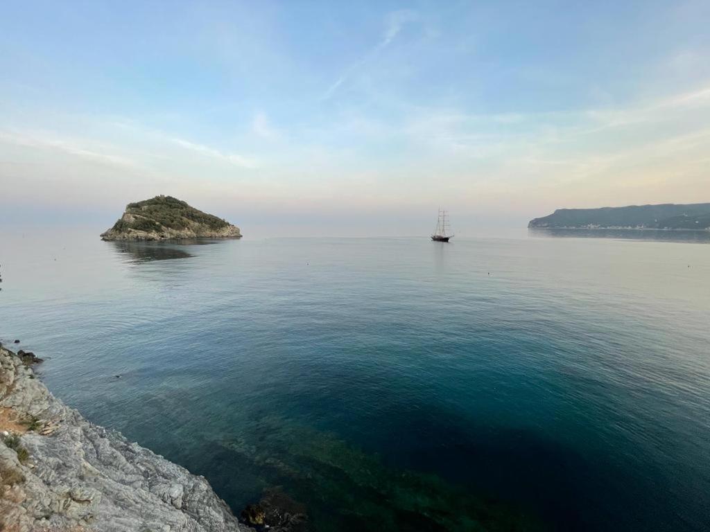 Una Finestra Sul Mare Home 1 贝尔杰吉 外观 照片